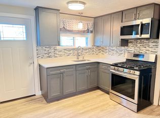 7 Robinson St, Saugus, MA 01906