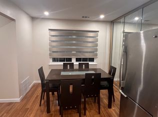 611 Green Hollow Dr #611, Iselin, NJ 08830