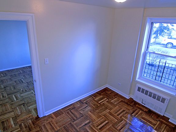 5th image of 277 E 207th St APT 2J