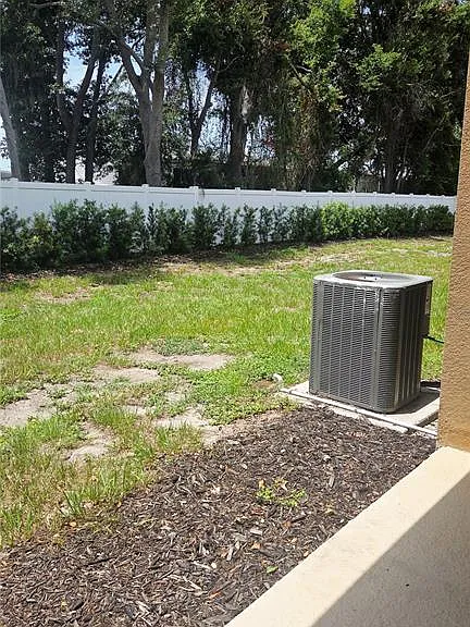 8821 Walnut Gable Ct — Photo 24
