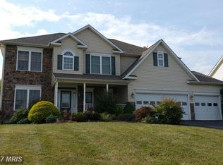 14 Fannies Meadow Ct, Westminster, MD 21158