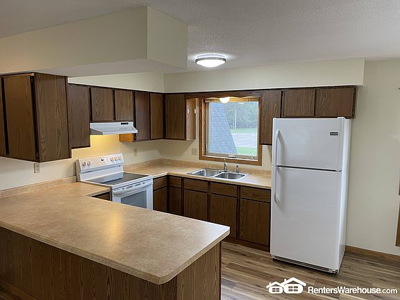 3rd image of 2706 Bongey Dr #3