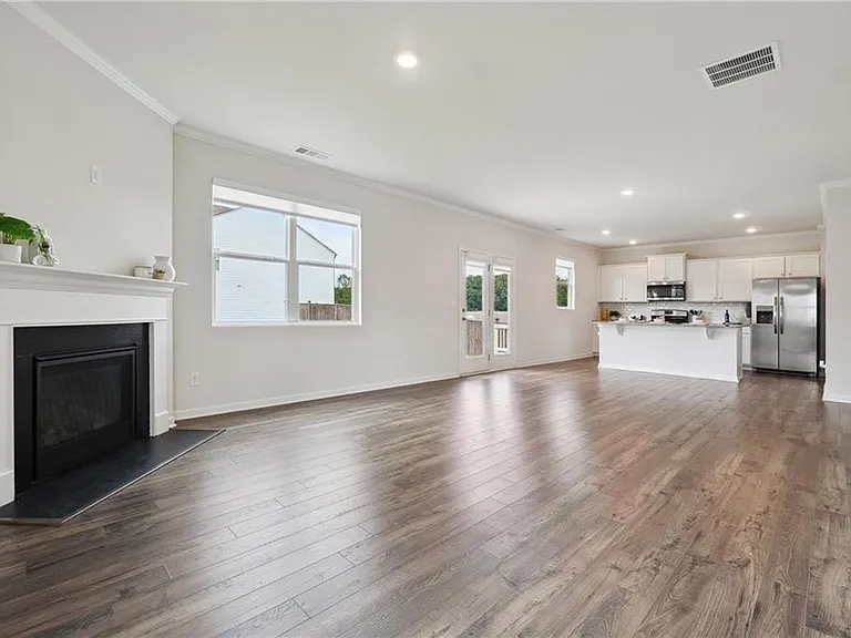 100 Fernbrook Trl — Photo 14