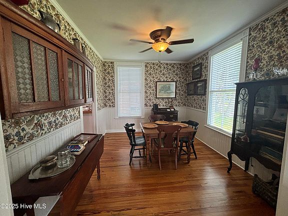 23rd image of this home