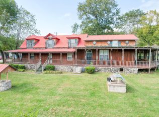 15705 Saint Marys Rd, Buffalo Valley, TN 38548