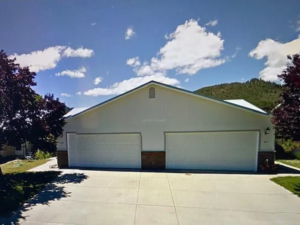 915 Shasta Ave, Yreka, CA 96097