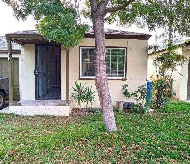 234 Corson Ave — Photo 4