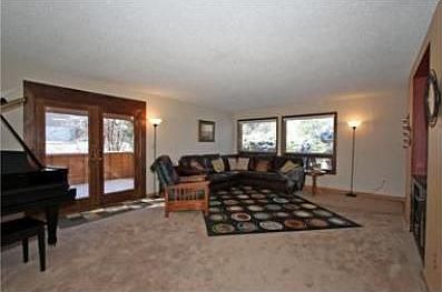 2nd image of 6969 Hillpark Cir