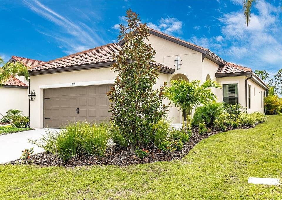 1st image of 360 PALMARIA COURT