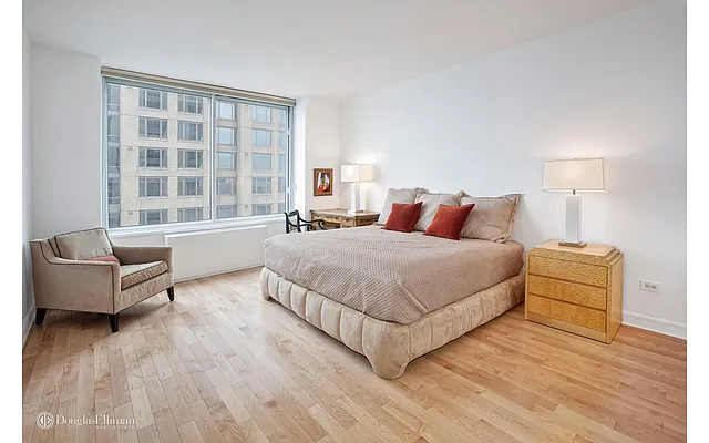 Sold by Douglas Elliman | media 19