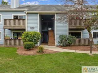 2206 Aspen Dr, Plainsboro, NJ 08536