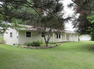 4900 Cooley Lake Ct, Commerce Township, MI
