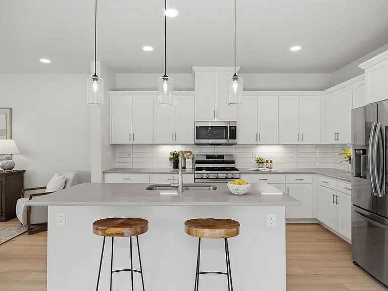 5230 Rendezvous Pkwy — Photo 22