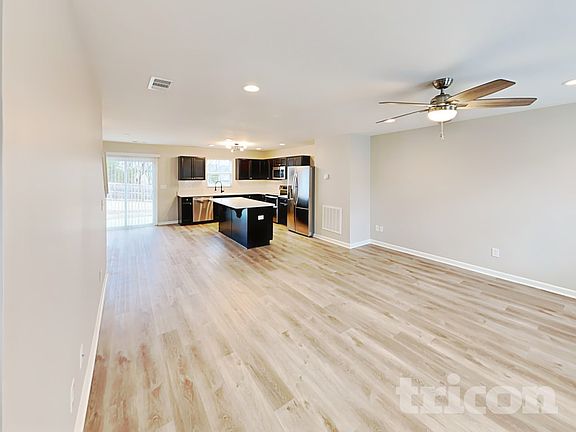2nd image of 1845 Belle Arbor Dr