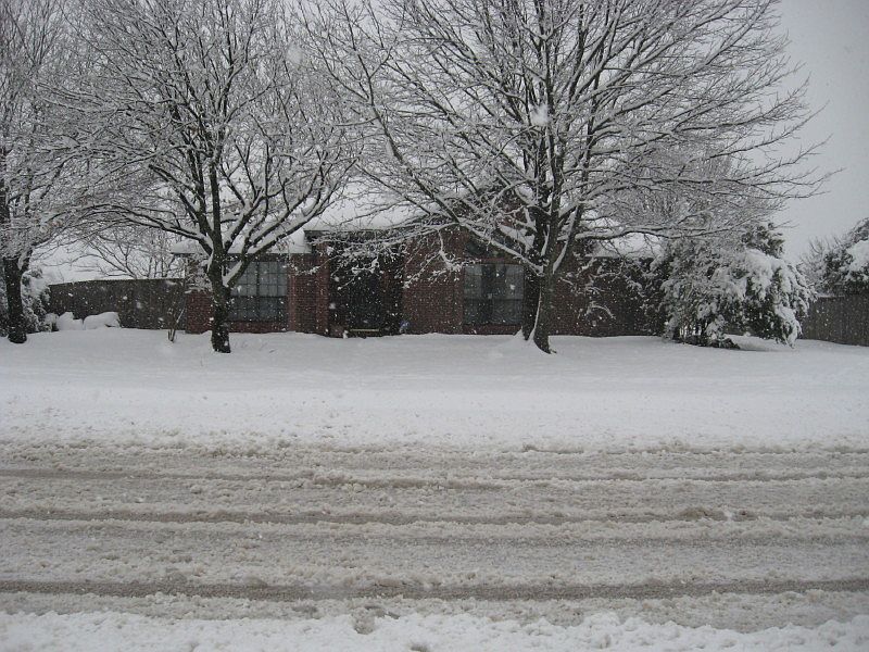 1st image of 845 Weaver St