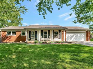 2202 Fogel Rd, Mahomet, IL 61853