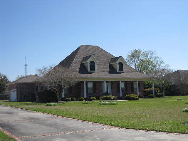 1st image of 119 Nottoway Dr