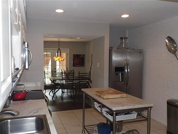 4th image of 741 Oakwood Trl