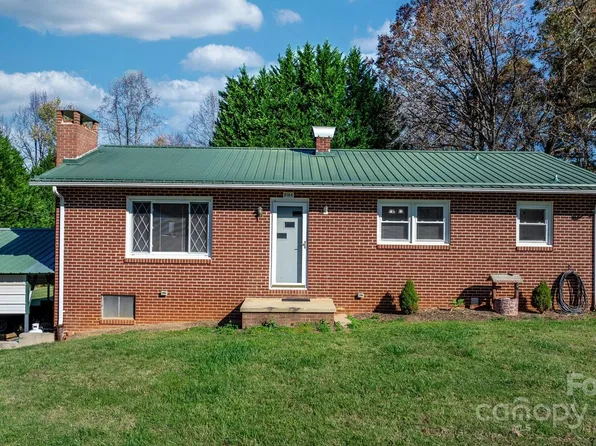 2166 Rural Retreat, Lenoir, NC 28645