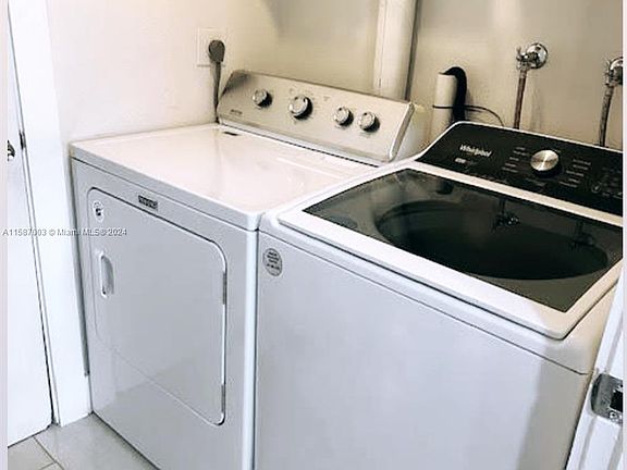 4th image of 4241 NW 9th Ave #6