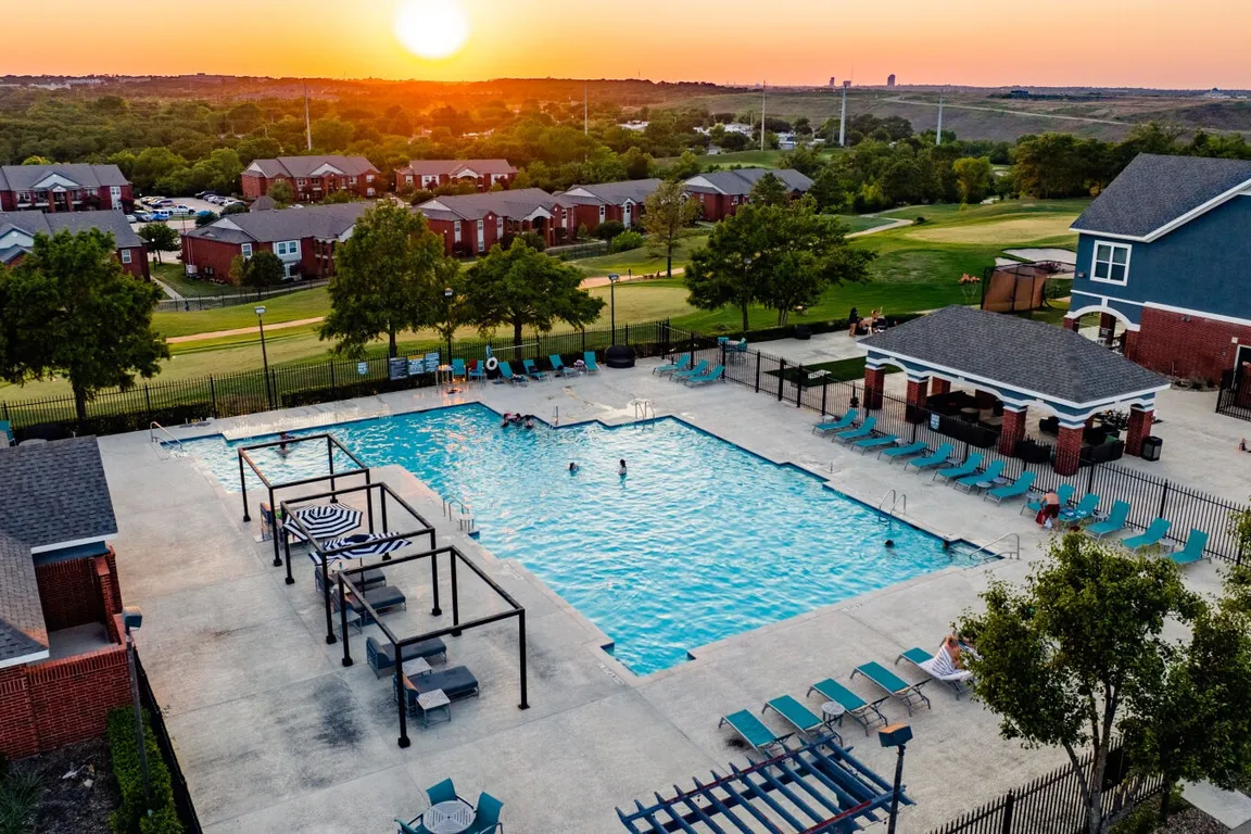 Timberlinks At Denton apartments community photo