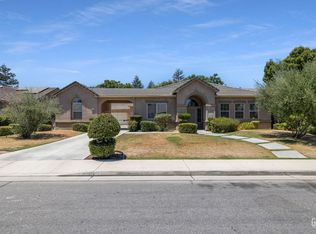 12216 Wildwood Park Pl, Bakersfield, CA 93311