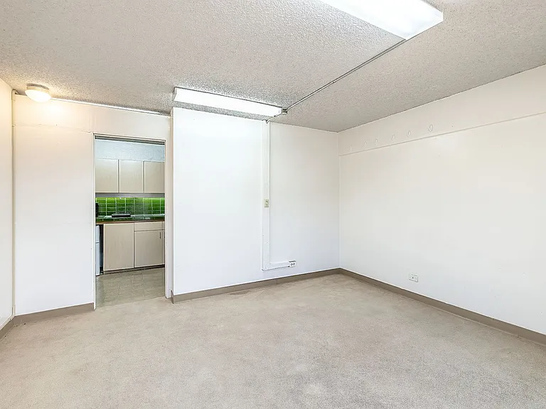 1750 Kalakaua Ave #1806 — Photo 2