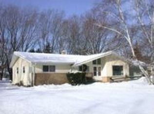 8589 N 62nd St, Brown Deer, WI 53223