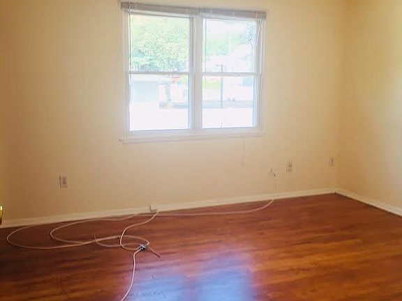 5th image of 898 Ella T Grasso Blvd #10