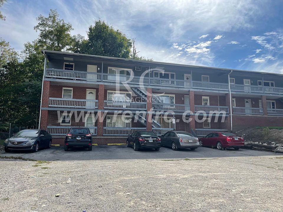 1st image of 802G Bryan Ave