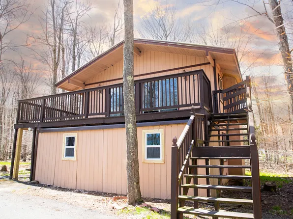 406 Sunnyfield Ter, Tobyhanna, PA 18466