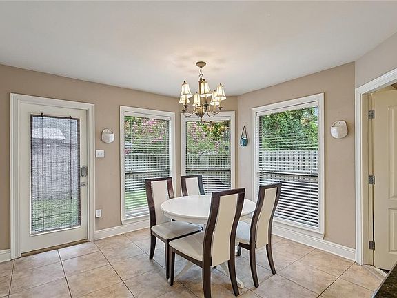 5th image of 70319 10th St