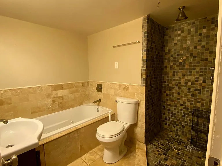 1445 Clifton St NW #3 — Photo 20