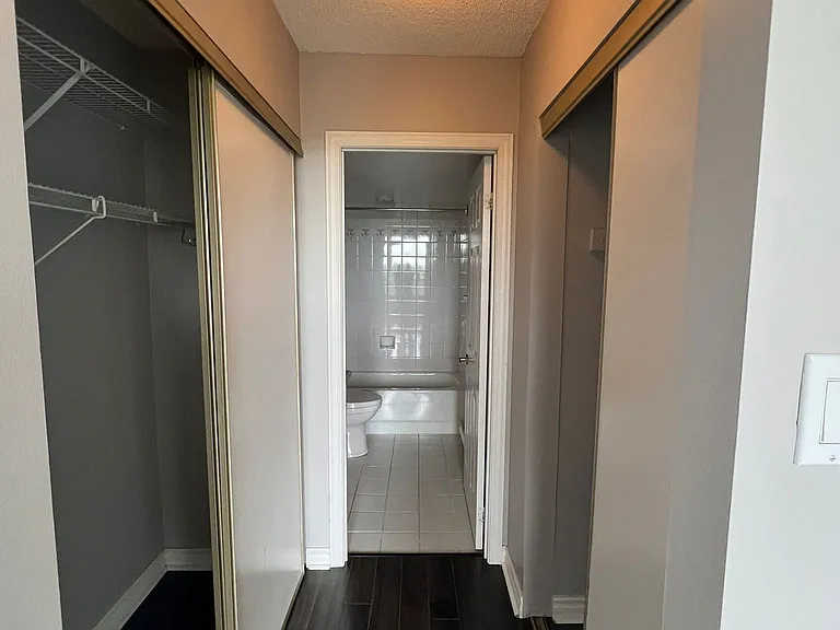 1510 Richmond St #806 — Photo 12