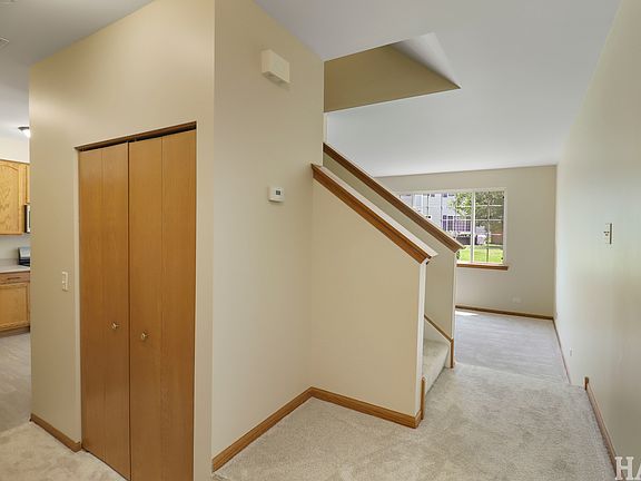 3rd image of 669 Morris Ct