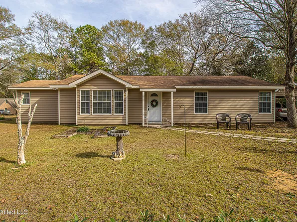 56 Timber Ridge Rd, Wiggins, MS 39577