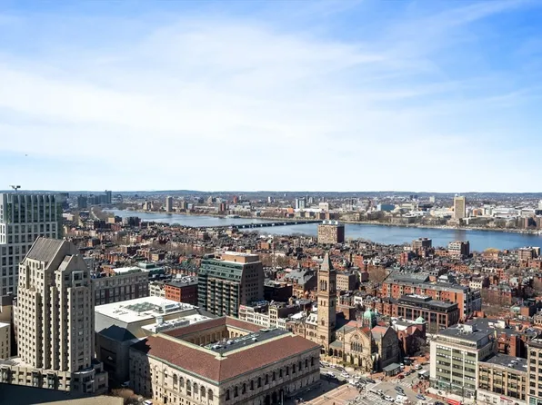 430 Stuart St #30C, Boston, MA 02116