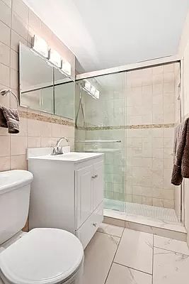 5th image of 4901 Henry Hudson Pkwy W APT 3B