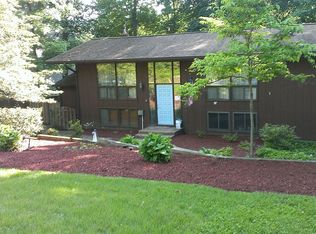 15717 Edgewood Dr, Dumfries, VA 22025