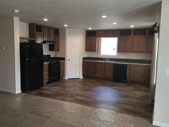 5th image of 608 Hemlock Ct