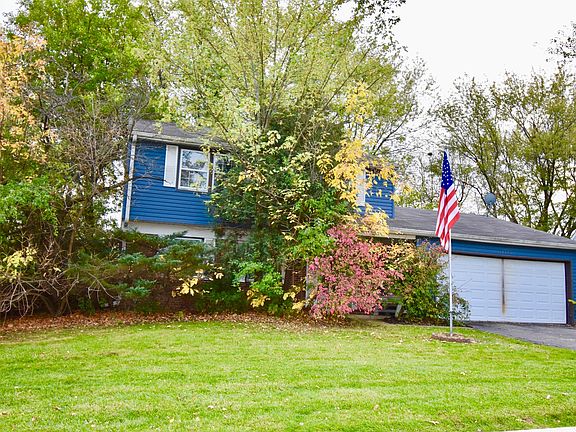 2nd image of 1717 Epping Pl