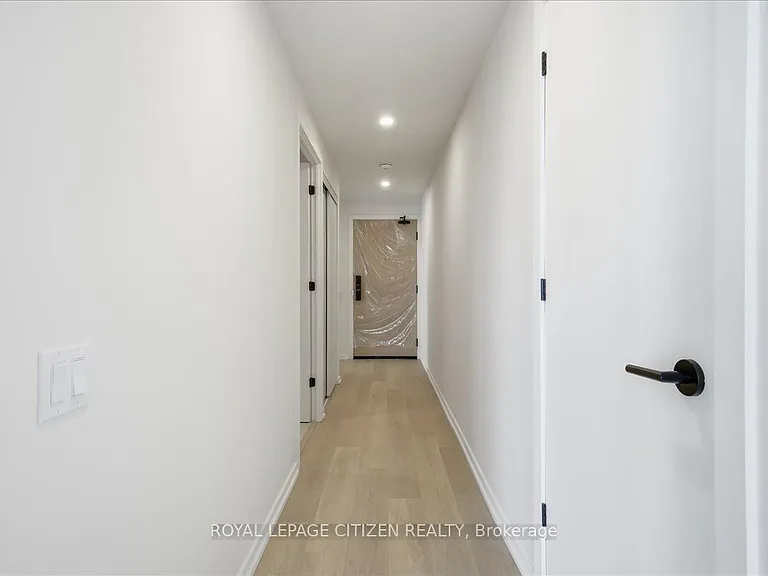 109 Erskine Ave #1502 — Photo 5