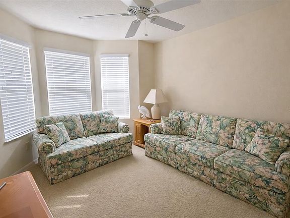 4th image of 2530 Saffron Ln