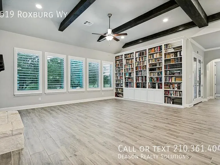 1519 Roxburg Way — Photo 10