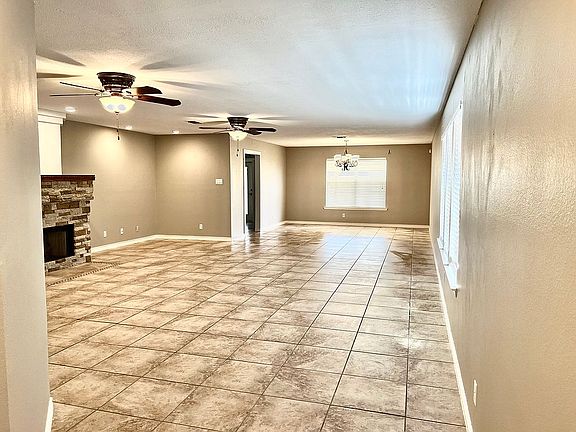 4th image of 3929 Hadden Dr