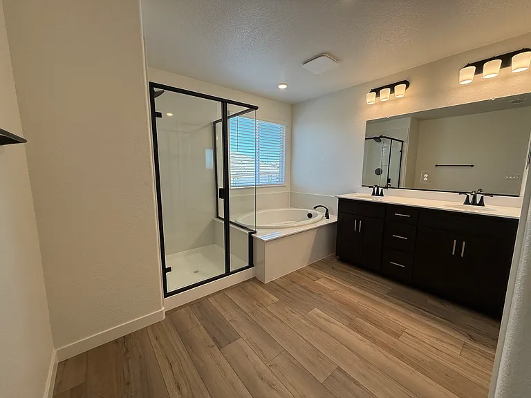 4529 Deer Point Ct — Photo 16