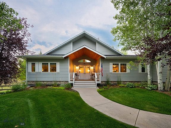 3rd image of 305 Evening Star Ln