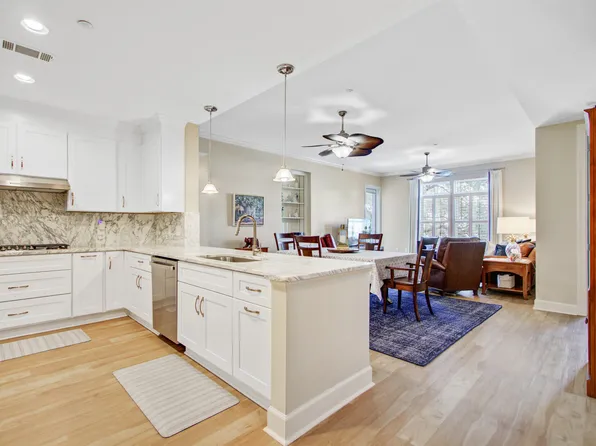 135 Pier View St Unit 201, Charleston, SC 29492