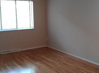 7704 Woodstock Rd, Saint Louis, MO