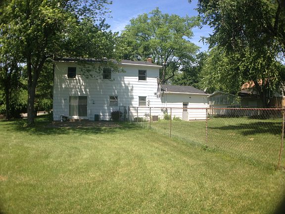 3rd image of 5601 Kingsley Dr